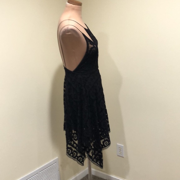 Free People Just Like Honey Dress Size 2 Black Floral Lace Asymmetrical Hem - Picture 5 of 10